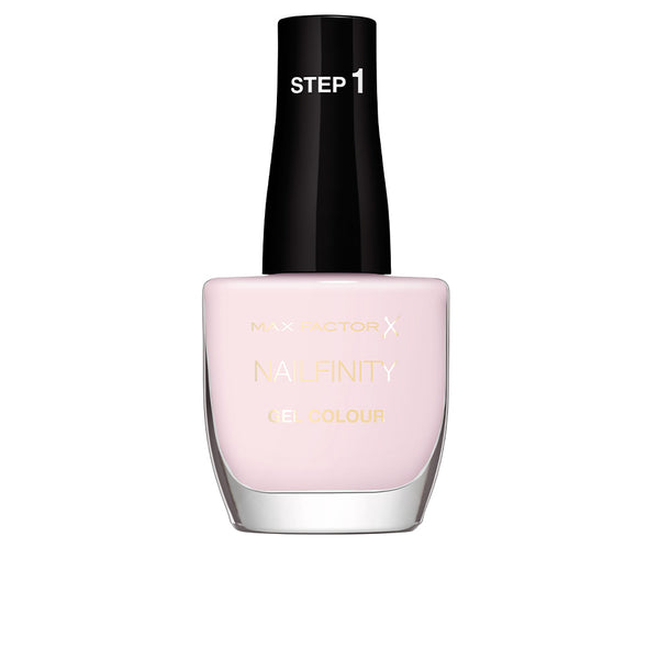 Max Factor Nailfinity #190-parhaiten pukeutunut