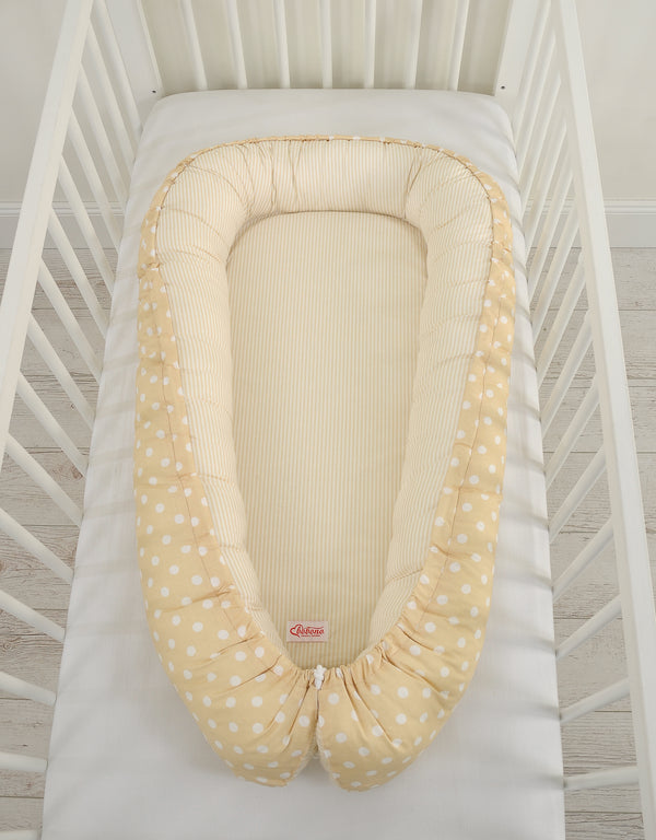 Unipesä - White Dots On Beige/ Beige Strips