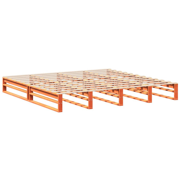 Sängynrunko ilman patjaa vahanruskea 200x200 cm täysi mänty