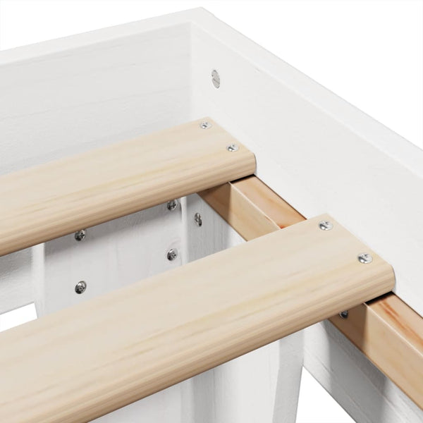 Sängynrunko ilman patjaa valkoinen 200x200 cm täysi mänty