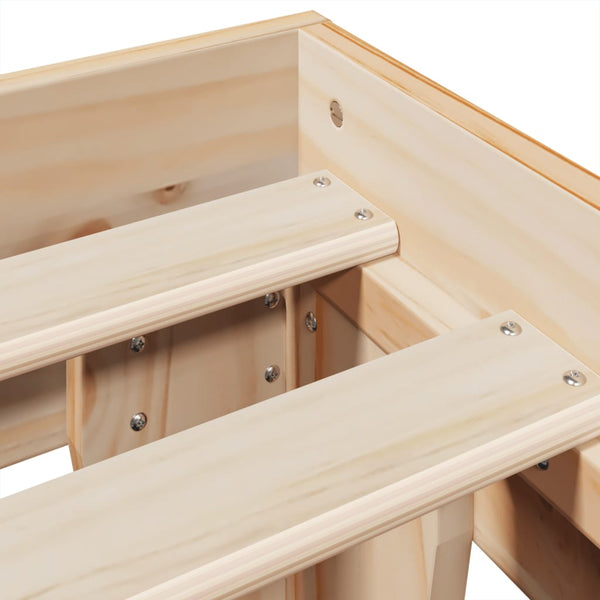 Sängynrunko ilman patjaa 140x200 cm täysi mänty