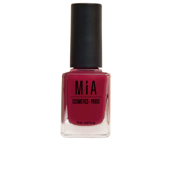 Esmalte #carmine - MIA COSMETICS PARIS