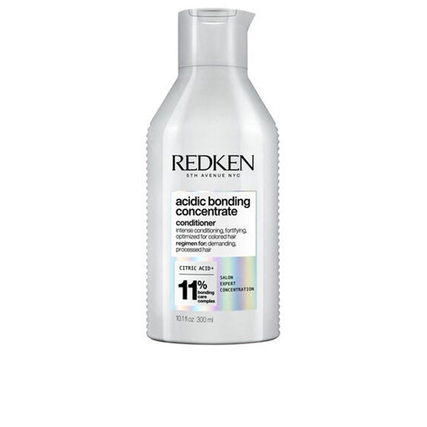 Acidic bonding concentrate ammattimainen sulfaatiton hoitoaine vaurioituneille hiuksille 500 ml. - REDKEN