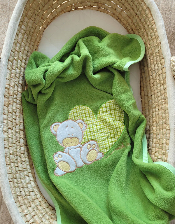 Vauvan Fleecepeitto - Teddy Bear With Heart Green