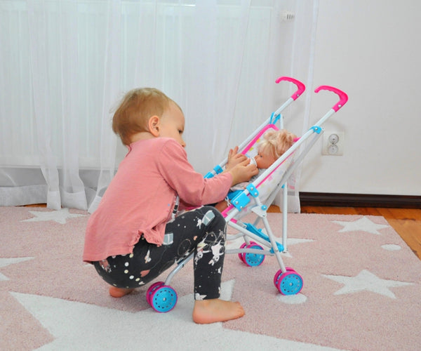 Milly Mally -nukkevaunu malli Julia, väriltään karkkiroosa.