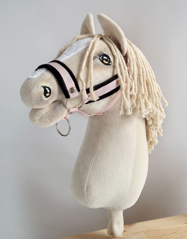 Keppihevosen Riimu - Powder Pink With Black Furry