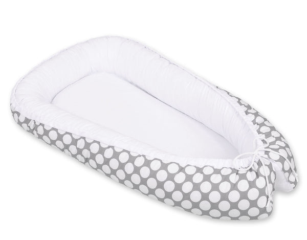 Unipesä - White Dots/White