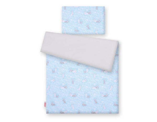 Pussilakanasetti Vauvalle - 135X100cm - Blue Rabbits/Gray