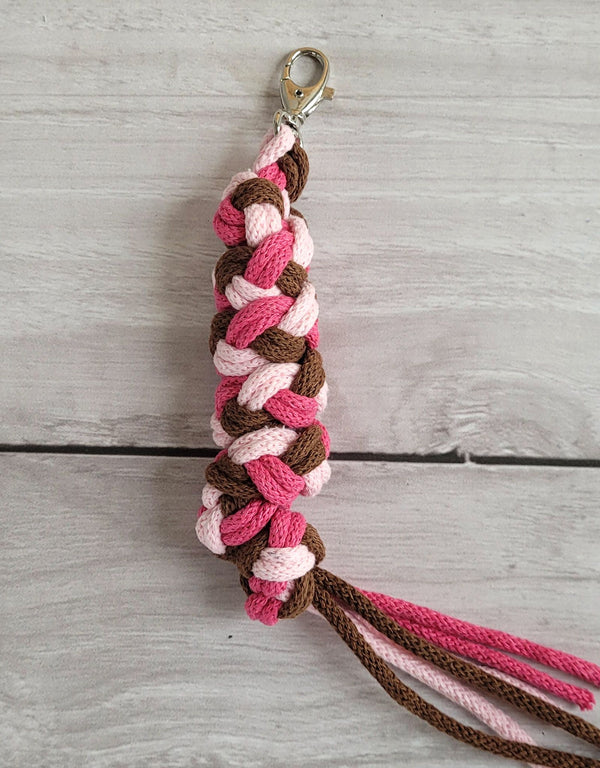 Keppihevosen riimunaru - light pink/dark pink/brown