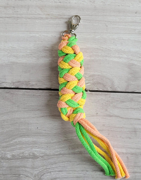 Keppihevosen riimunaru - light green/yellow/peach