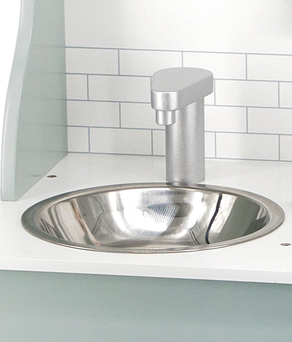 Viga 44048 PolarB -leikkikeittiö, jossa vihreät ekologiset tarvikkeet.