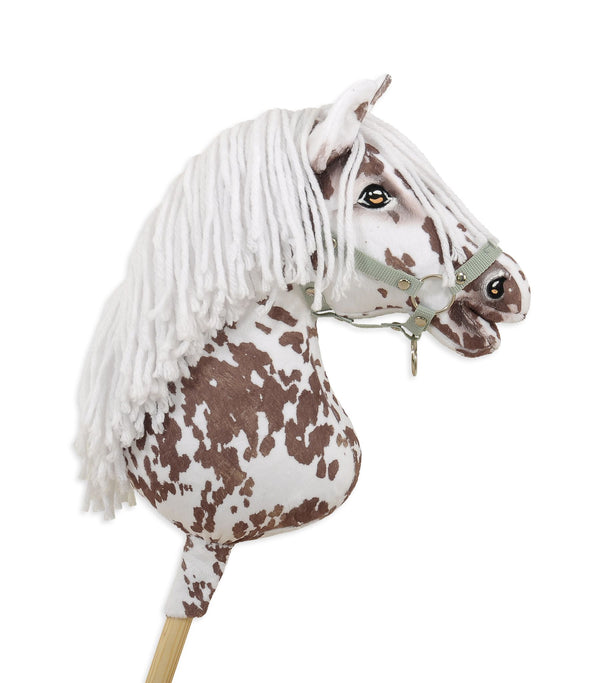 Super Hobby Horse - Super Hobby Horse Premium keppihevonen ruskea leopardihevonen valkoisella harjalla A3