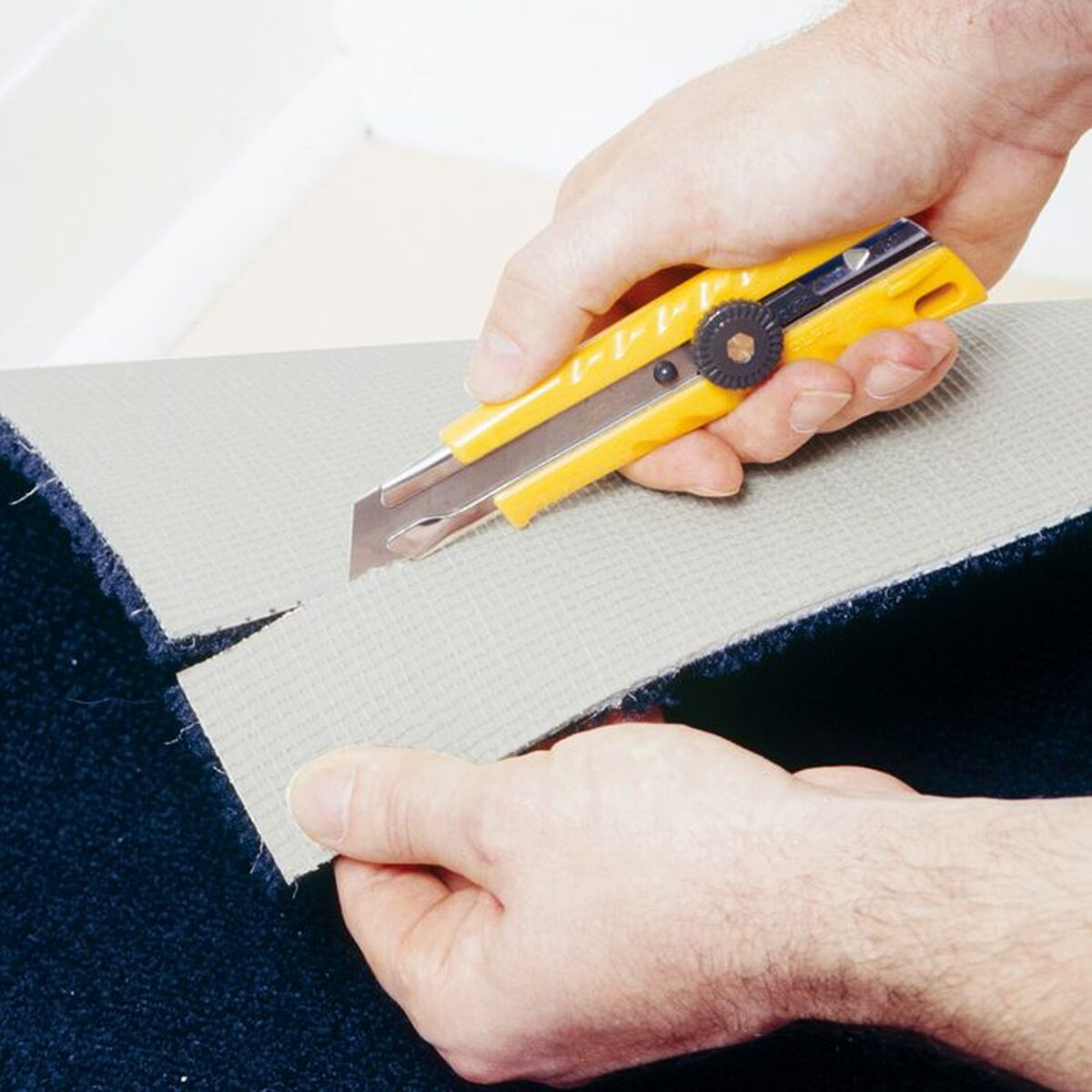 Olfa Keltainen Leikkuri Ergonomisella Kädensijalla