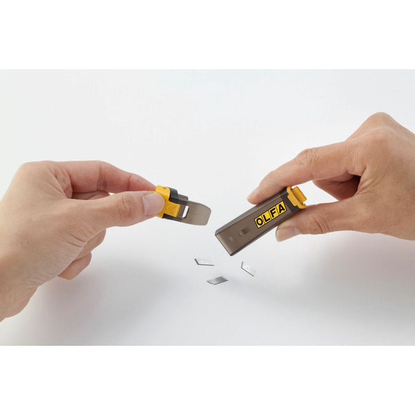 Olfa Leikkuri 9 mm Metallirungolla