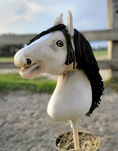 Premium Keppihevonen / Hobby Horse - Light dun A3