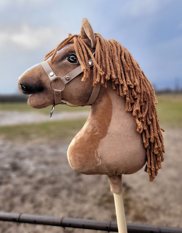 Super Hobby Horse - Super Hobby Horse Premium keppihevonen vaalea kastanjanruskea A3