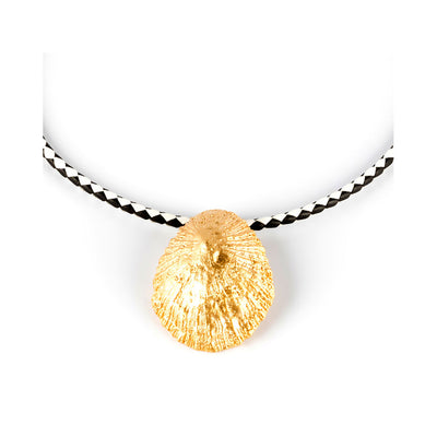 Calobra Luxe Black &Amp; White Necklace #Shiny Gold 1 U