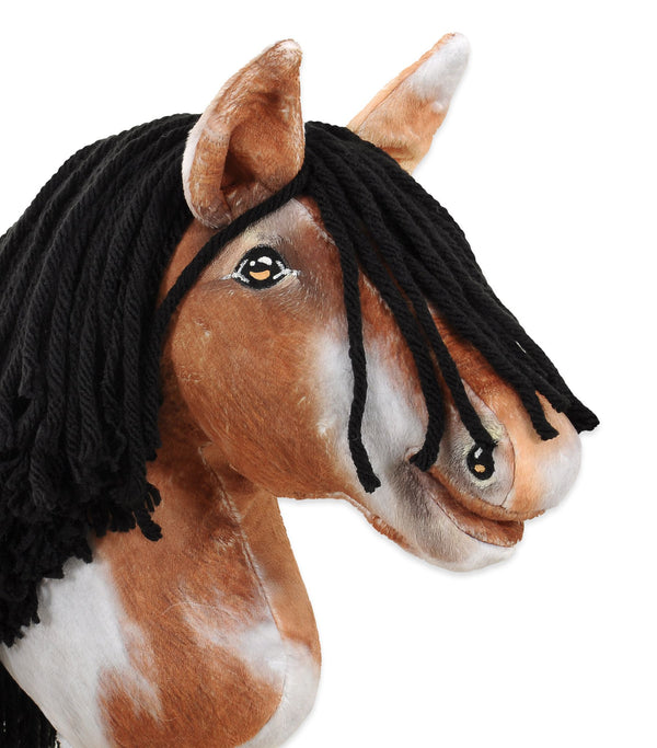 Super Hobby Horse - Super Hobby Horse Premium keppihevonen tobiano ruunikkohevonen mustalla harjalla A4