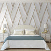 DUTCH WALLCOVERINGS Tapetti Geometric valkoinen ja kulta