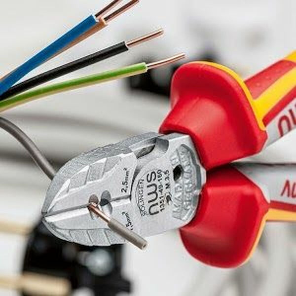 Ergonomiset VDE Hohtimet 19 cm