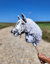 Super Hobby Horse - Super Hobby Horse Premium keppihevonen - leopardi valkoisella harjalla A4