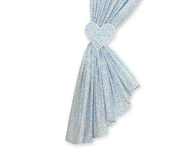 Verhot Lastenhuoneeseen - Hanging Hearts Black Dots On White