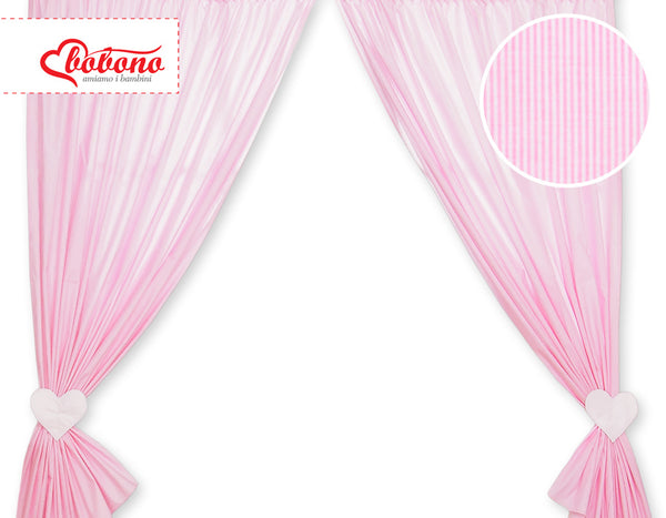 Bobono - Vauvanhuoneen verhot Hanging Hearts vaaleanpunainen raidat