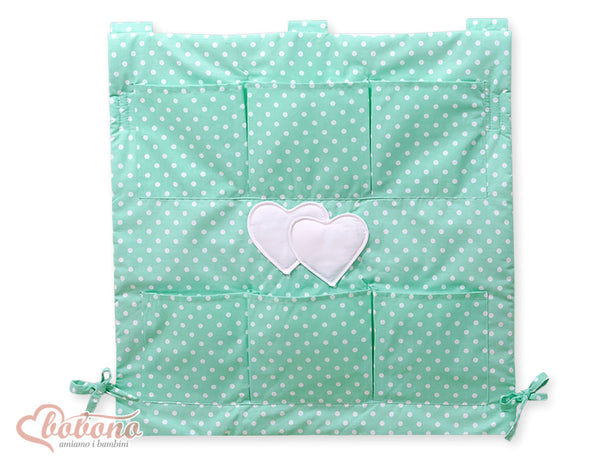 Bobono - Pinnasängyn reunapehmuste Hanging Hearts valkoiset pilkut mintunvihreällä