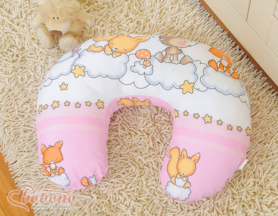 Monikäyttöinen imetystyyny - irrotettava päällinen - Forest animals pink