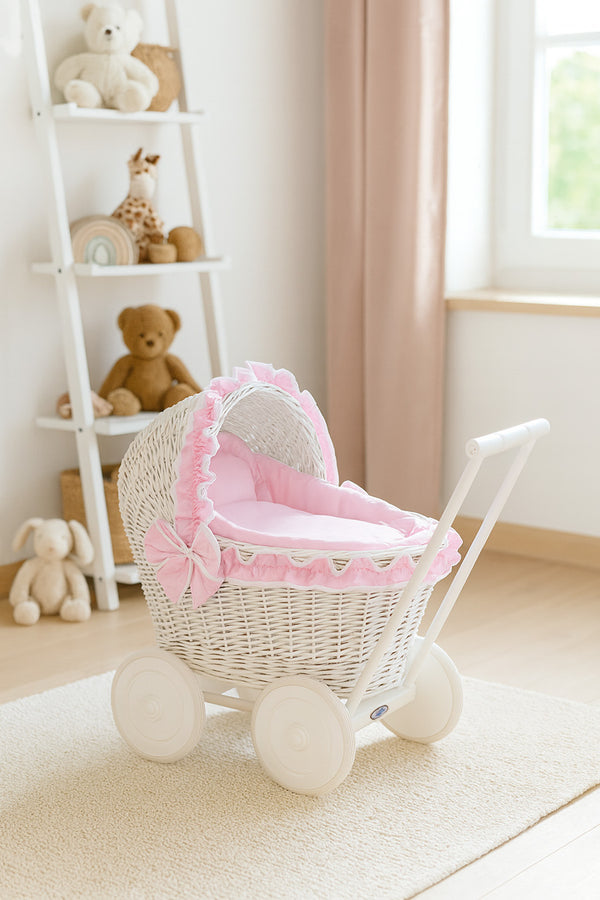My Sweet Baby - Chiara pajuinen nukenvaunut valkoinen, vaaleanpunaiset vuodevaatteet ja pehmeä pehmuste