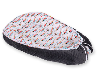 Kaksipuolinen Premium Minky Unipesä - doggies