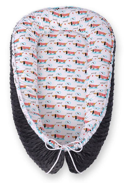 Kaksipuolinen Premium Minky Unipesä - doggies