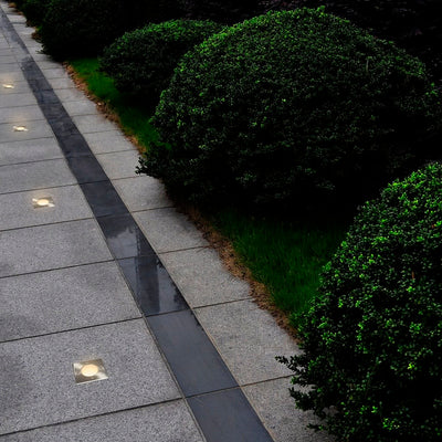 Maahan asetettava valosarja Daryle (12 kpl neliö)