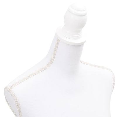 Mallinukke naisen torso valkoinen