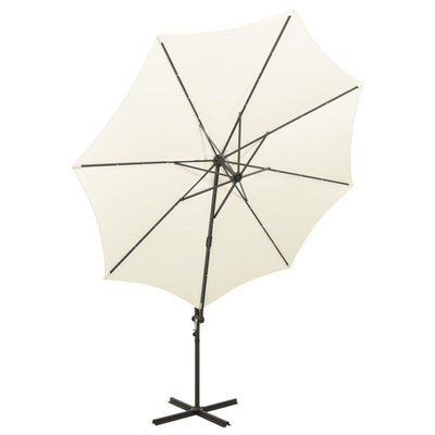 Aurinkovarjo cantilever tolpalla ja LED-valoilla 300 cm hiekka