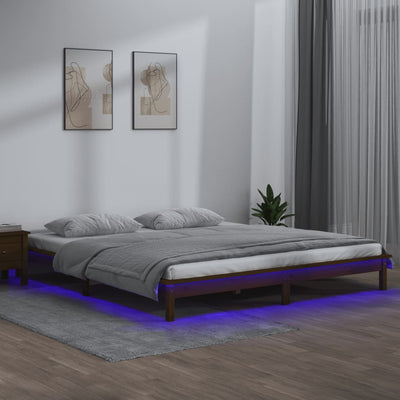 Ruskea sängynrunko led Amosie 120x190cm (small double puu)