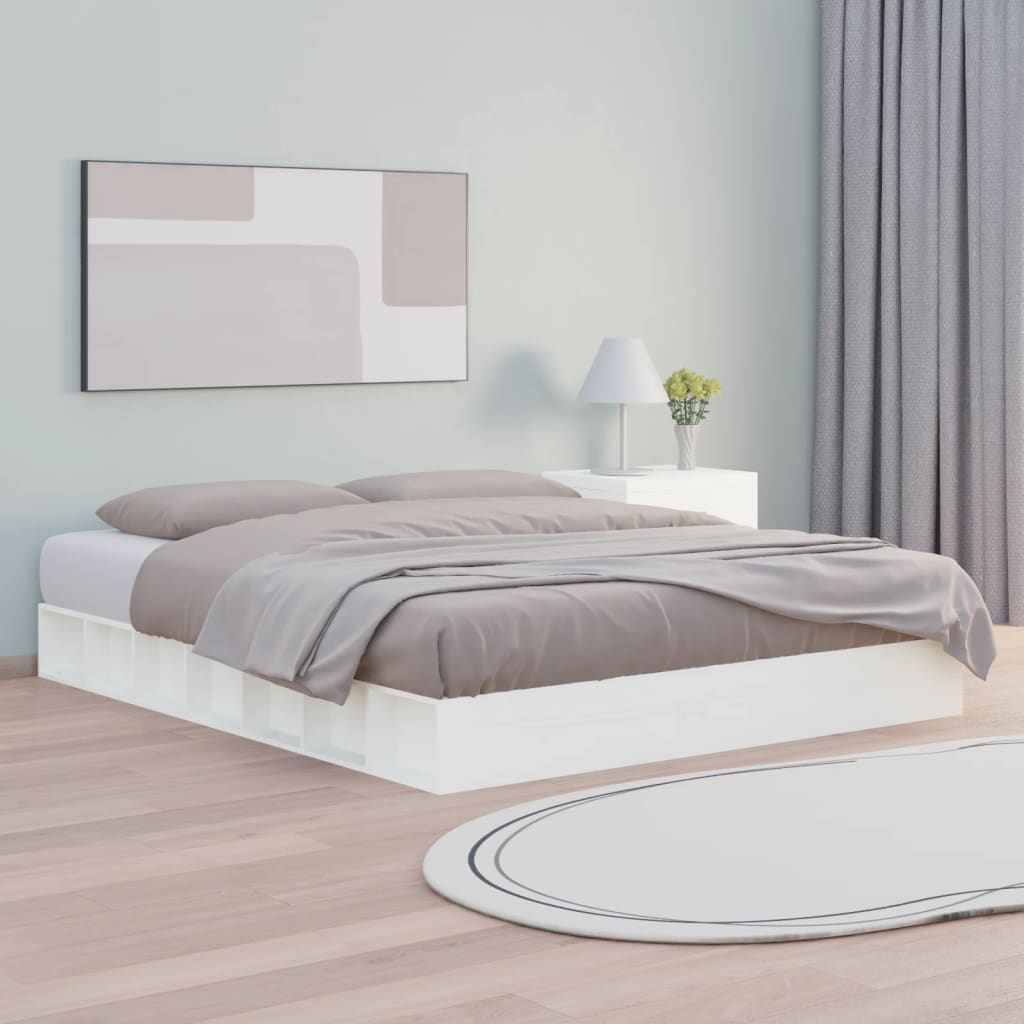 Valkoinen sängynrunko Sabia 150x200cm (king size puu)