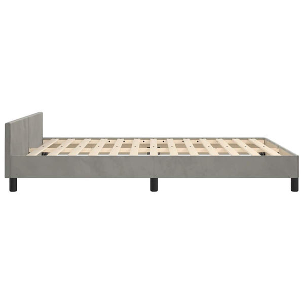 Vaaleanharmaa sängynrunko ilman patjaa 135x190 cm samettia