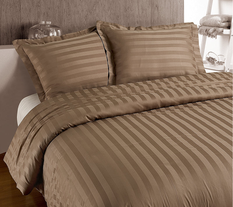 Hotelli pussilakanasetti - Hotel stripe Taupe 140 x 200/220