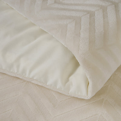 Pussilakanasetti Chevron Teddy Kerma