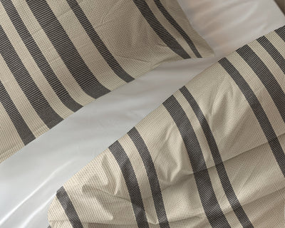 Pussilakanasetti Linear Linen Sand