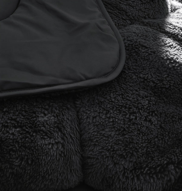 VUODEVAATTEET - Lazy peitto Teddy Musta ylellisillä tyynyliinoilla Tyynyliina
