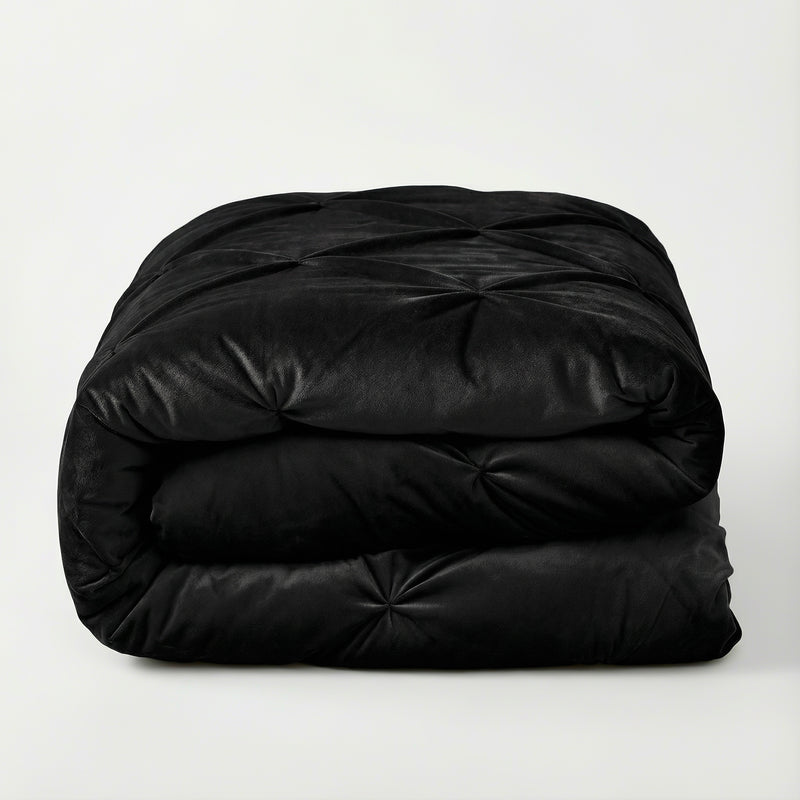 VUODEVAATTEET - Lazy Velvet Pintuck Musta Lazy peitto