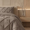 VUODEVAATTEET - Lazy peitto Pintuck Taupe