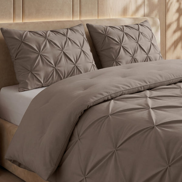 VUODEVAATTEET - Lazy peitto Pintuck Taupe
