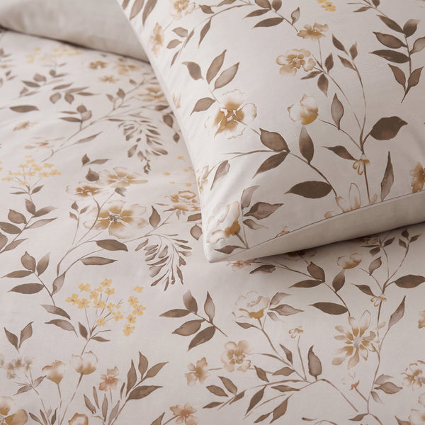 VUODEVAATTEET - Lazy peitto Bianca Beige Tyynyliinoilla