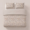VUODEVAATTEET - Lazy peitto Bianca Beige Tyynyliinoilla