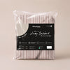VUODEVAATTEET - Lazy peitto Max Beige/roosa tyynyliinoilla