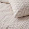 VUODEVAATTEET - Lazy peitto Max Beige/roosa tyynyliinoilla
