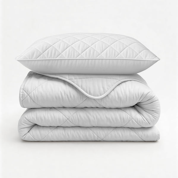 VUODEVAATTEET - Lazy peitto Uni Beige Tyynyliinoilla